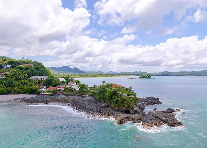 360 Splendor 304 Ocean View Condo- With Breakfast